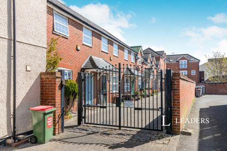 Studio to rent - Photo 3