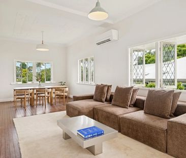 CHARMING CHARACTER HOME WITH POOL & SPACIOUS OUTDOOR LIVING - Photo 1