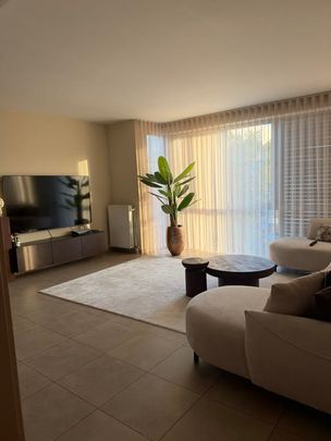 Appartement te huur - Photo 1