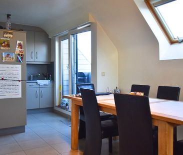 Dakappartement te huur in Sint-Pieters-Leeuw voor € 880 met 1 slaap... - Photo 3