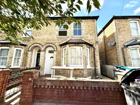 Chatham Road, Kingston Upon Thames, KT1 3AA - Photo 4