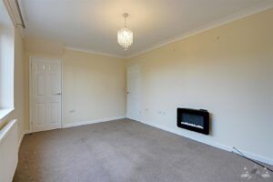 2 BEDROOM House - End Terrace - Photo 1