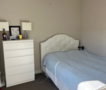 Robina - Photo 2
