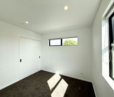 57 Dampier Street, Woolston - Photo 2