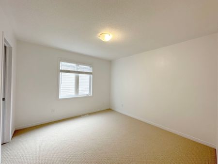 For Lease - 193 BALIKUN Heights, Kanata, Ontario - Photo 2
