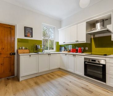 1 Bed Flat, Verdant Lane, SE6 - Photo 2