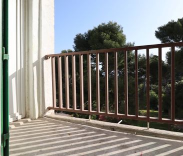 A louer appartement 3 pièces avec balcon, cave et stationnement fac... - Photo 1