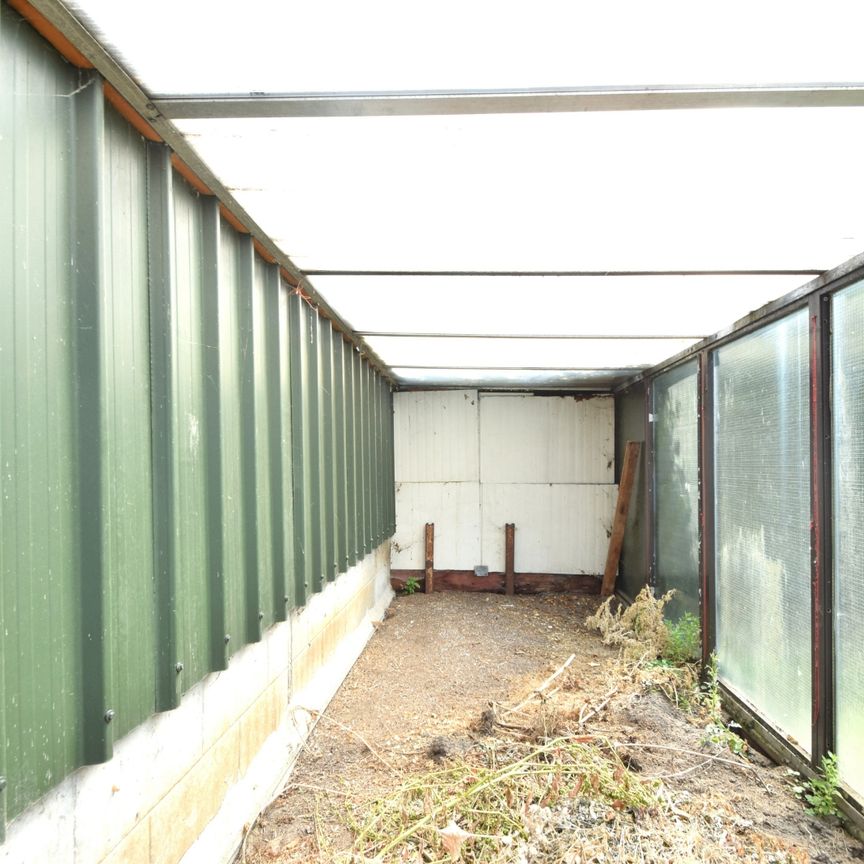 Ruime gezinswoning met 4 slaapkamers in het rustige Zande - Photo 1