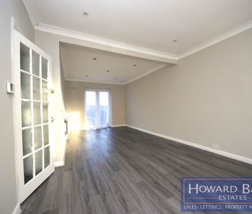 Haverford Way, Edgware, HA8 - Photo 1