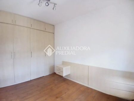 Apartamento com 2 quartos e 74m² para alugar em Cristo Redentor, Porto Alegre. - Foto 2