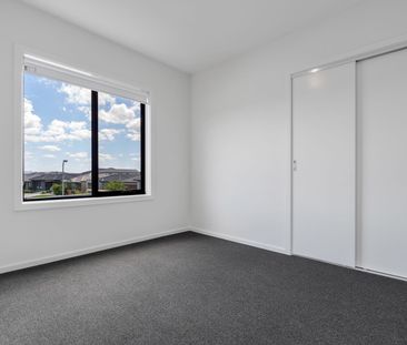 Contemporary Townhouse! - Photo 5