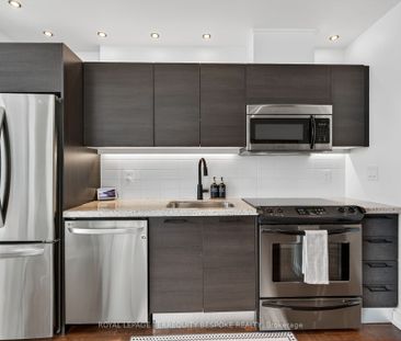 66 Portland Lofts , #801 - Photo 6