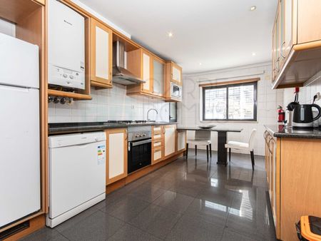 Apartamento T3 em Lisboa - Photo 4