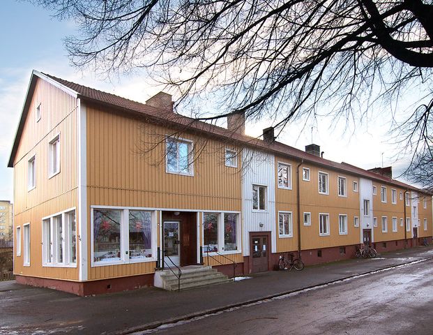 2 rok, Rådmansplan 1C, Motala - Photo 1