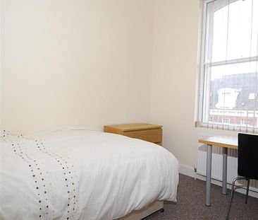Room 10, Ebrington Street, Plymouth - Photo 2