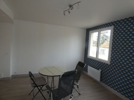 Location Appartement 3 pièces 56m² Y 80190 - Photo 3