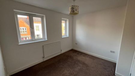 2 bedroom townhouse to rent - Photo 3