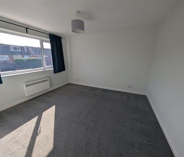 2 bedroom maisonette to rent - Photo 3