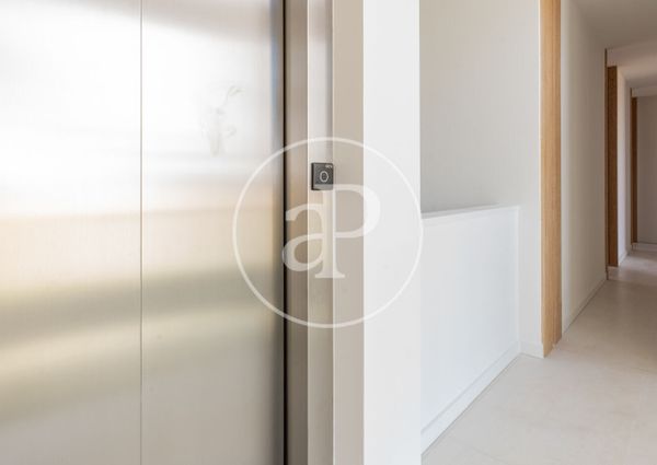 Triplex penthouse for rent in La Finca