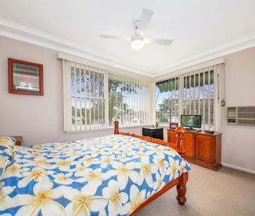 SO MUCH SPACE & STORAGE! - Photo 3