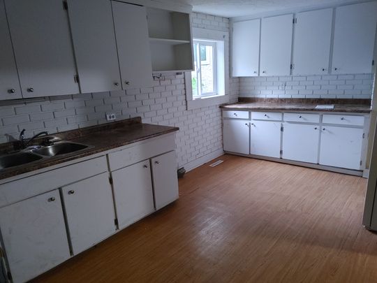 1453 RETALLACK - Photo 1