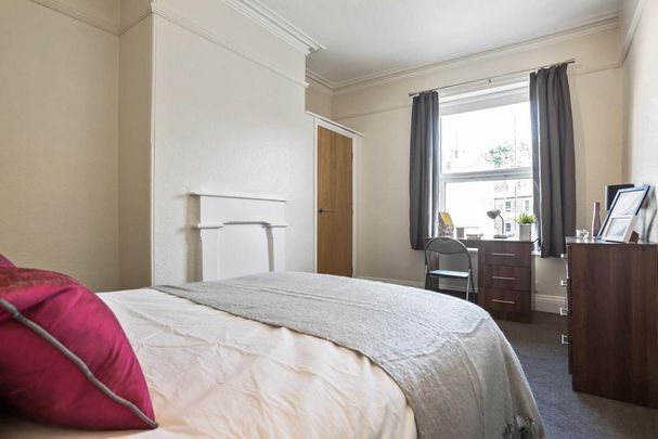 5 bedroom house to rent - Photo 1