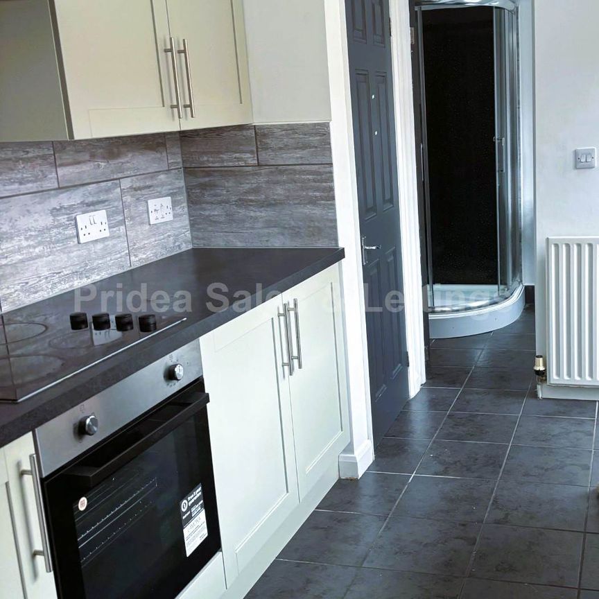 Sherbrooke Street, Lincoln - Photo 1