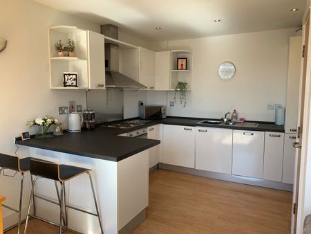 Home, 39 Chapeltown Street, Manchester, M1 - Photo 3