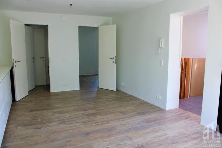 Appartement - à louer - - Photo 3