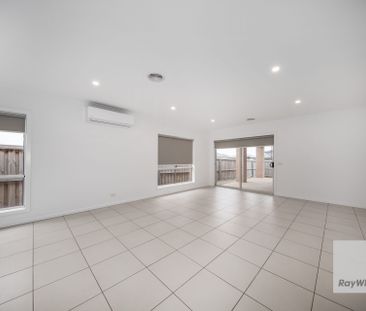 Charming Family Home Ready for You! - Photo 2