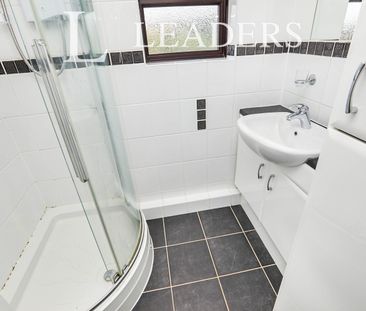 3 bedroom semi-detached to rent Hillside Rise, DE56 - Photo 5