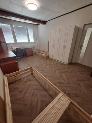Pronájem bytu 3+1 70 m2 - Photo 1
