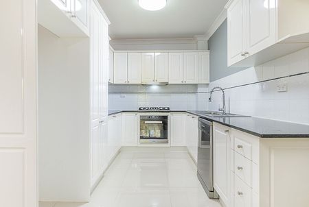 Perfectly Positioned Home Offering Comfort and Convenience - Photo 2