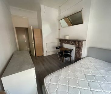 Room in a Shared House, Camberwell Church Street, SE5 - Photo 5