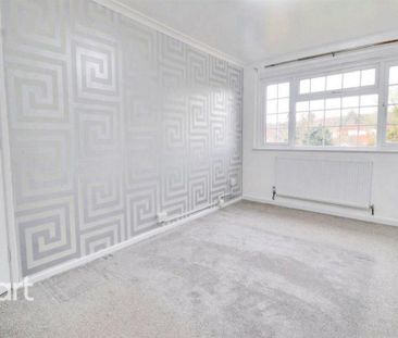 3 bedroom terraced house to rent - Photo 6