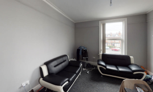 4 flat 2 Headingley Avenue, Leeds, ls6 3ep - Photo 1