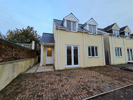 2 bedroom semi-detached house to rent - Photo 4