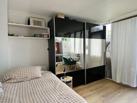 Studio Flat, Tresham Crescent, NW8 - Photo 3
