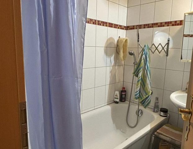Suche Nachmieter 2Zi Zimmer Wohnung Britz-Neukölln mit EBK - Photo 1