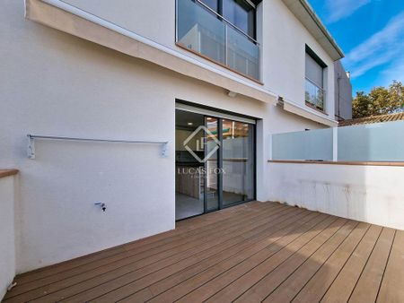 Luxury Villa for rent in Vilanova i la Geltrú, Catalonia - Photo 2