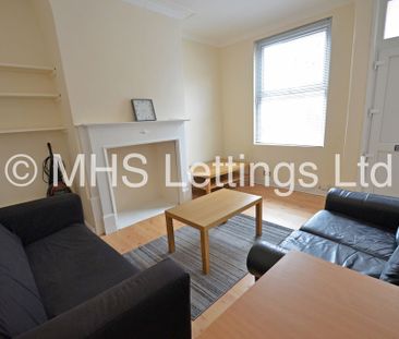 2 Bedroom Mid Terraced House for rent in Autumn Grove - Photo 5