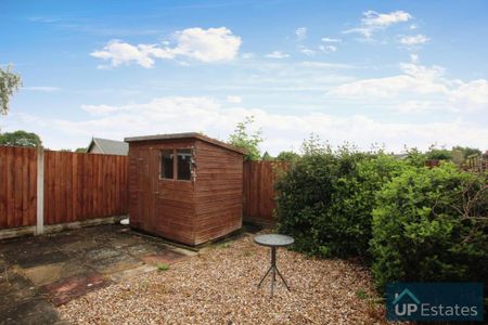 1 bedroom semi-detached bungalow to rent - Photo 2