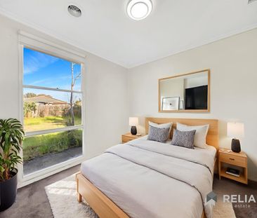 13 Sandpiper Street, Werribee, Vic 3030 - Photo 4