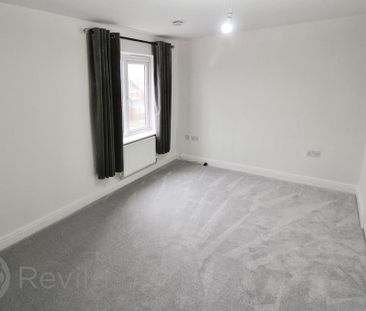 3 bedroom detached house to rent - Photo 3