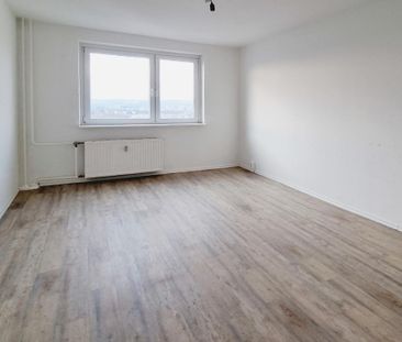 Große 3-Zimmer-Wohnung mit offenem Küchenbereich - Foto 1