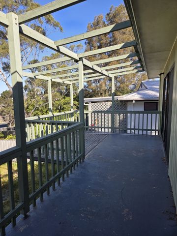 Renovated Charming Family Home in Tuross Head - Photo 5