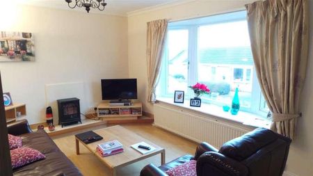 High Ash Avenue, Clayton West, Huddersfield, HD8 - Photo 2