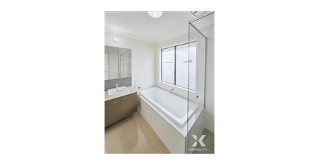 14 Dewpond Drive, Truganina, Vic 3029 - Photo 2