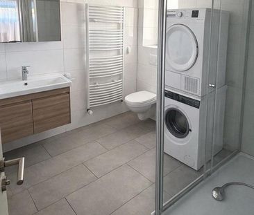 Moderne 2 Zimmer Wohnung mit Terrasse, Garten und Einbauküche - Foto 6