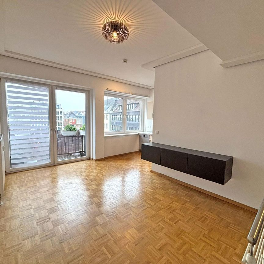Lichtdurchflutete Maisonette-Wohnung am Marktplatz in Hamm - Foto 1